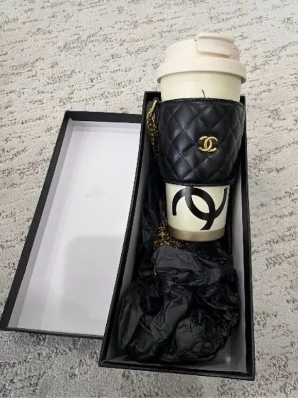 Black Quilted Travel Cup Coffee Holder Crossbody Set w/ Box – Brand New